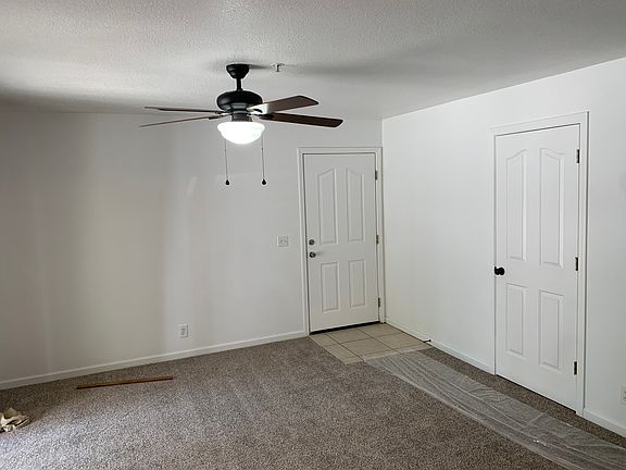 3rd image of 338 Empire Ct APT A