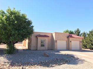 861 Harris Rd, Las Cruces, NM 88007