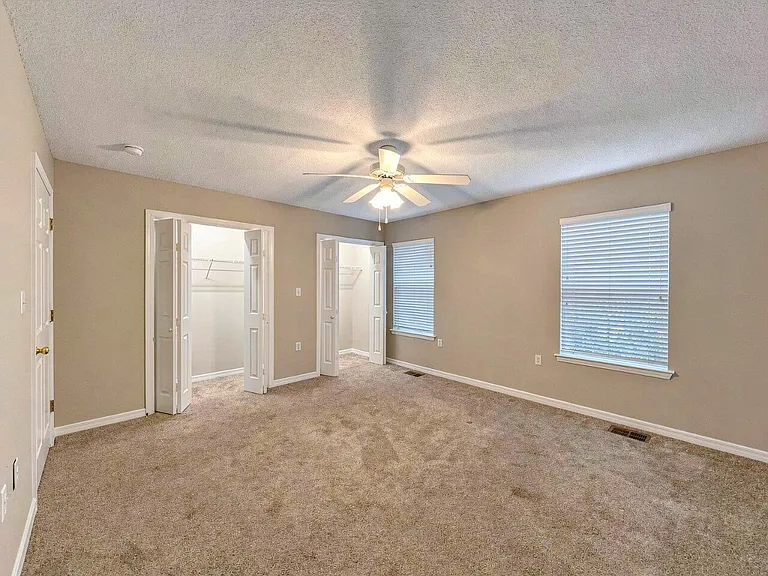 954 Scenic Oak Ln — Photo 7