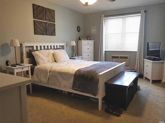 2nd image of 55 Monroe Blvd APT 3G