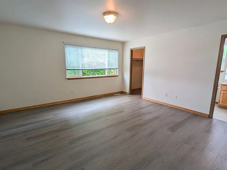 6906 188th St NE — Photo 10
