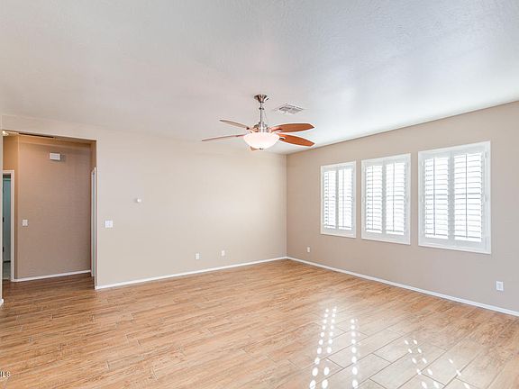 5th image of 11540 E Reuben Ave