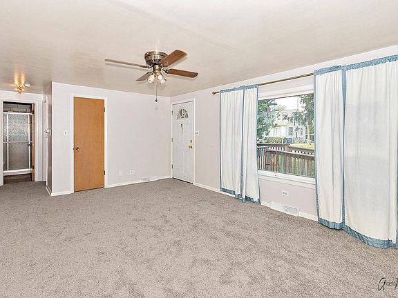 5th image of 2935 Apple Ave
