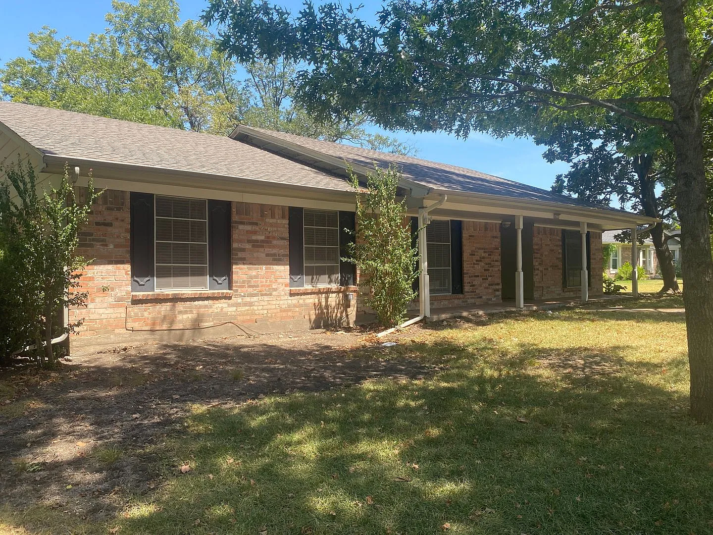 4 Bed Richardson Available Now!! — Photo 3