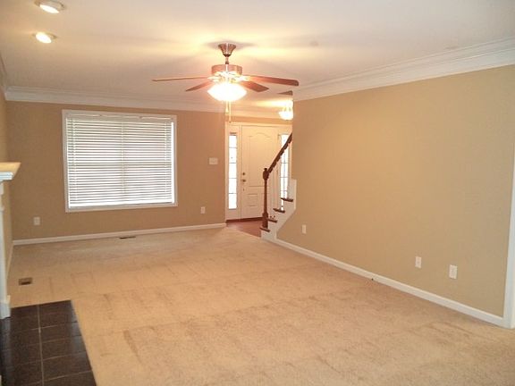 3rd image of 4856 Creekrock Ln