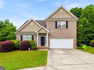 160 Miracle Ln, Fayetteville, GA 30215