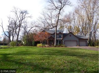 6070 Maple Leaf Cir, Shorewood, MN 55331