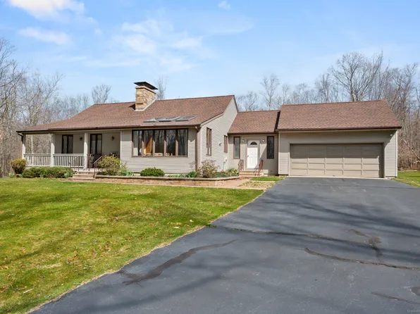 77 Gay Head Road, Canterbury, CT 06331