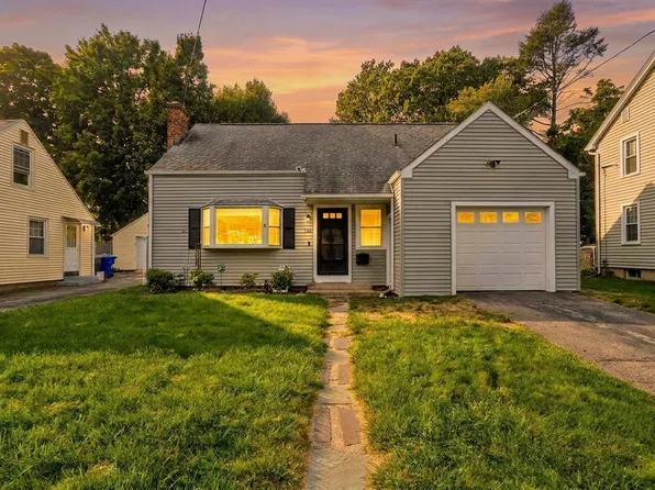 122 Hartford Ter, Springfield, MA 01118