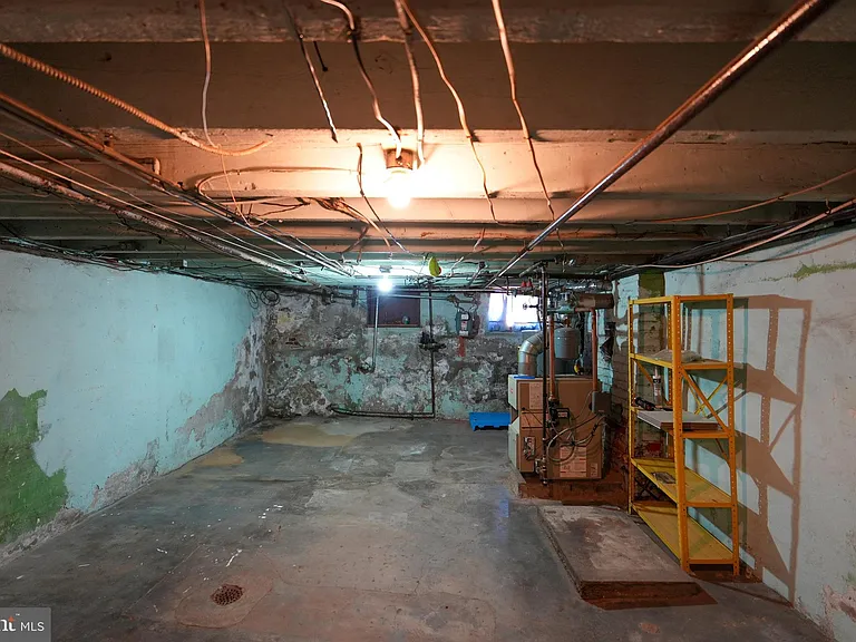 217 Moore St — Photo 20