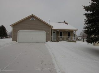 6 Laredo Ct, Madison, WI 53719