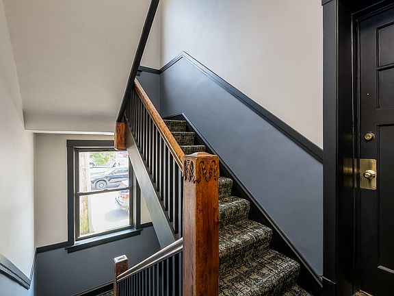3rd image of 5634-42 N Magnolia Ave #36-3