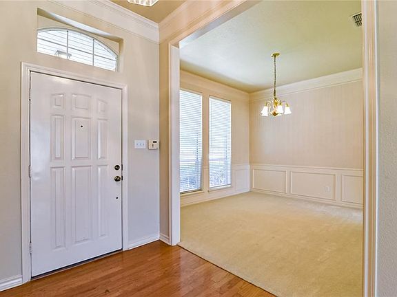 4th image of 1525 Lloyds Hall Ct