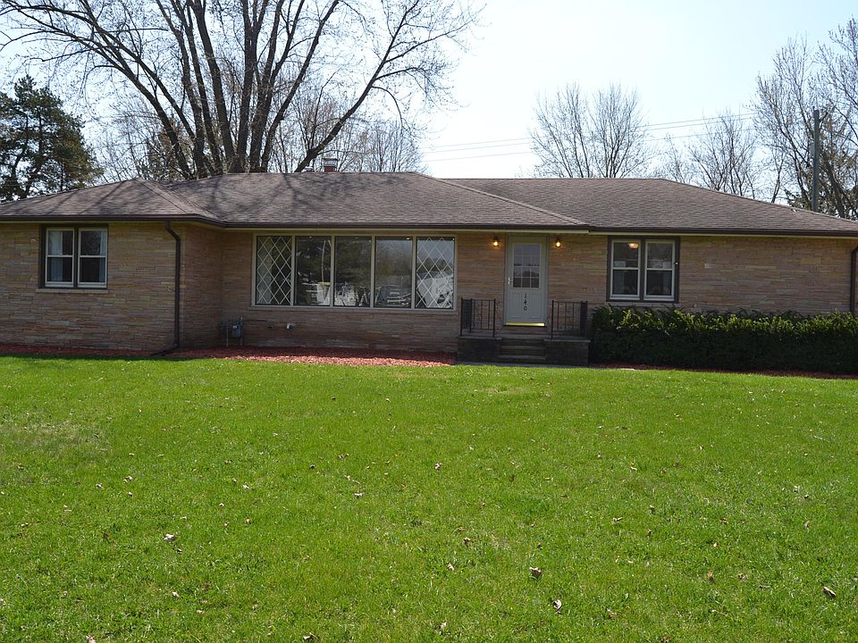 1st image of 140 E Rubicon St
