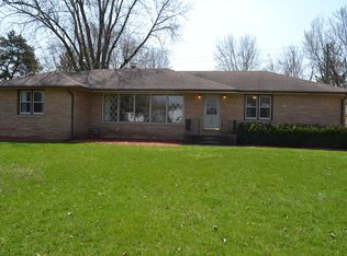 140 E Rubicon St, Hustisford, WI 53034