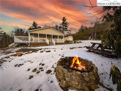 7754 Huskins Drive, Newland, NC, 28657