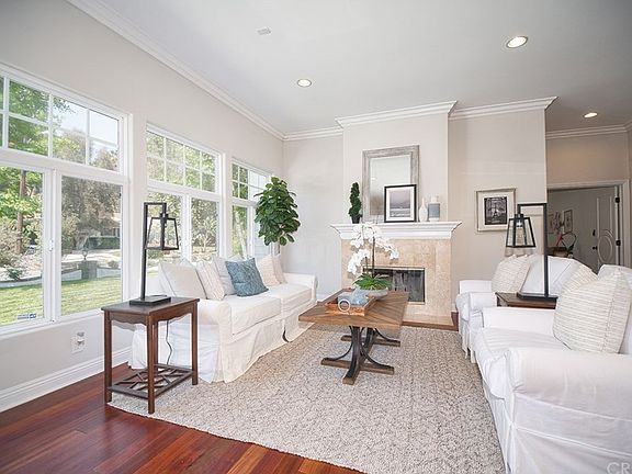 3rd image of 5112 Dumont Pl #1