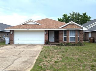 9451 Pine Lilly Ct, Navarre, FL 32566