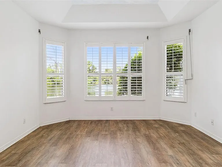 4680 Portage Trl — Photo 18