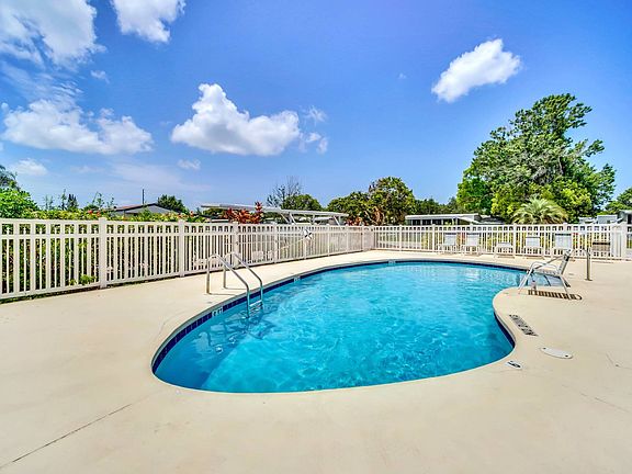 5th image of 701 Arizona Ave #285