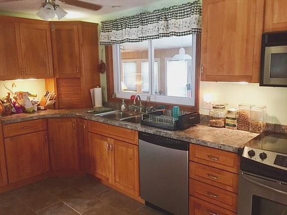 5th image of 104 Dutchess Dr