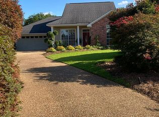 7854 Millicent Cir, Shreveport, LA 71105
