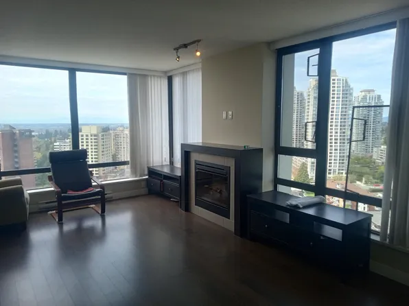 7328 Arcola St #2207, Burnaby, BC V5E 0A7