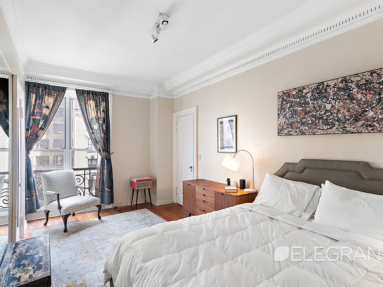 510 W 110th St #8D — Photo 6
