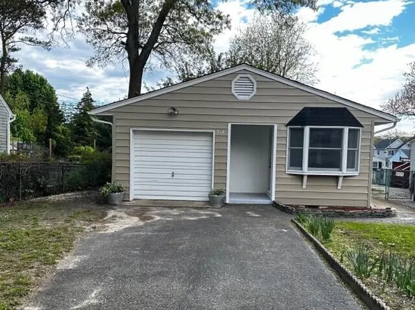 318 Anthony Avenue, Toms River, NJ 08753