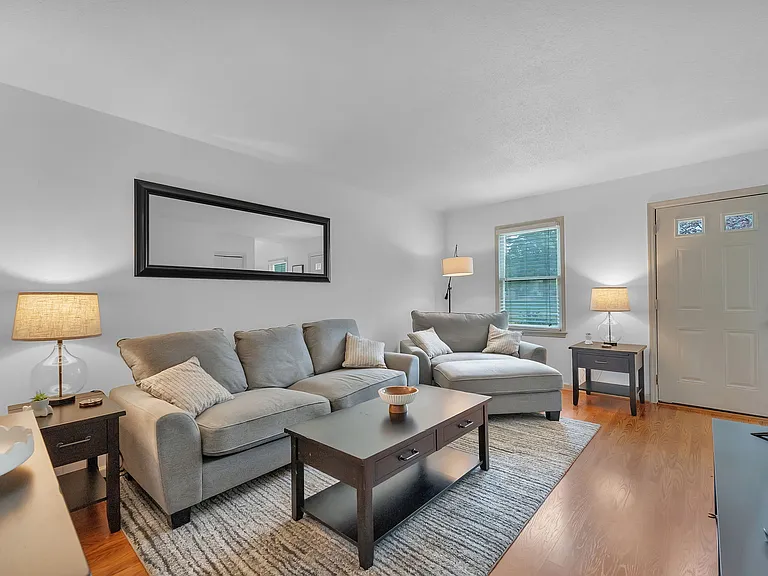 1705 W Lakeview Dr #1 — Photo 5