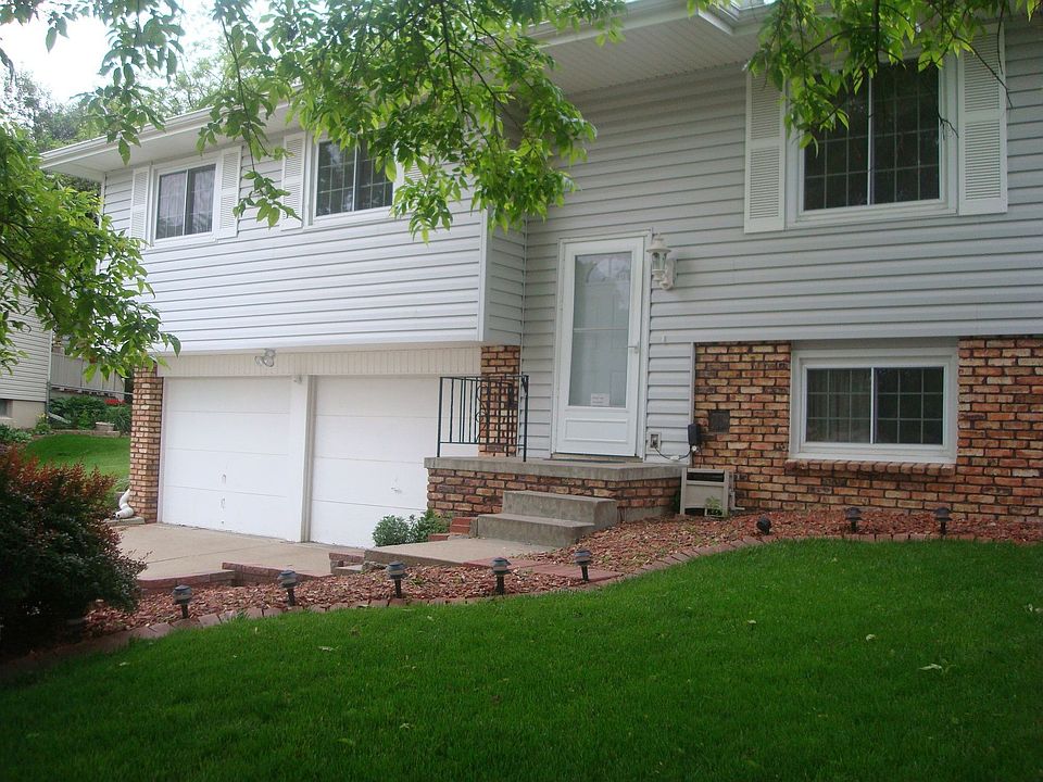 1st image of 7008 S 131st Cir