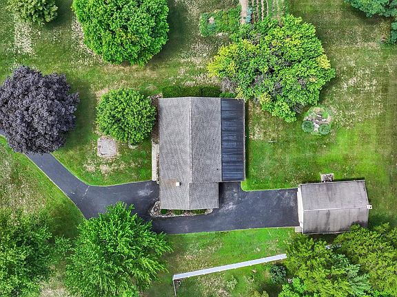 4th image of 595 New Schaefferstown Rd