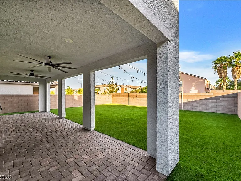 7547 Mojave Wind Ave — Photo 24