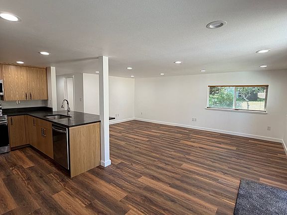 4th image of 87737 Bill Creek Ln
