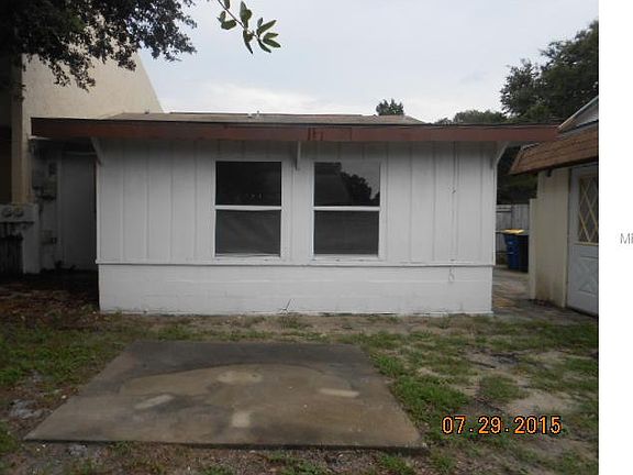 3rd image of 2062 Los Lomas Dr