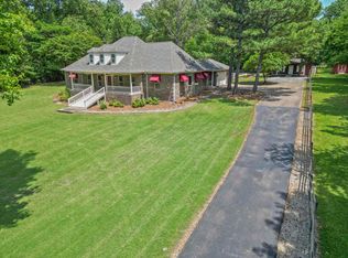 4250 Oak Rd, Bartlett, TN 38135