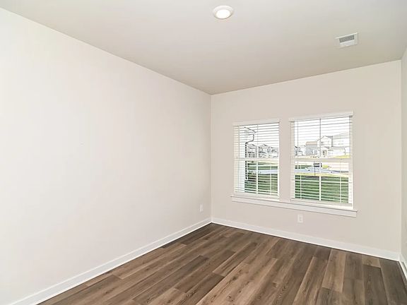 2nd image of 1307 Bluffton Cir