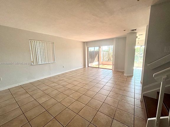 3rd image of 16272 SW 75th St