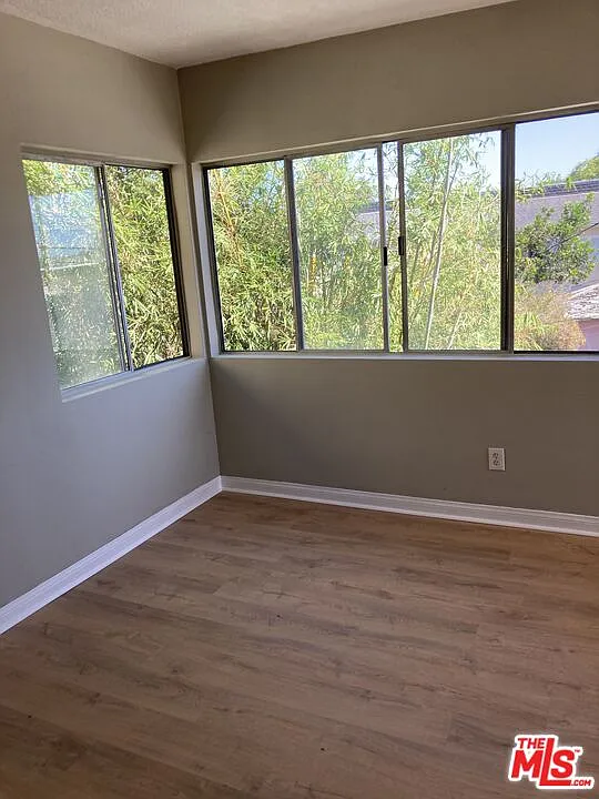 2 bed, 1.0 bath, $2,950 — Photo 3