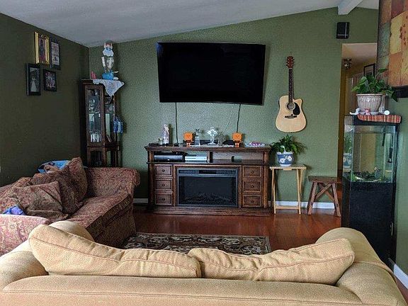 3rd image of 124 La Granada Ln #124