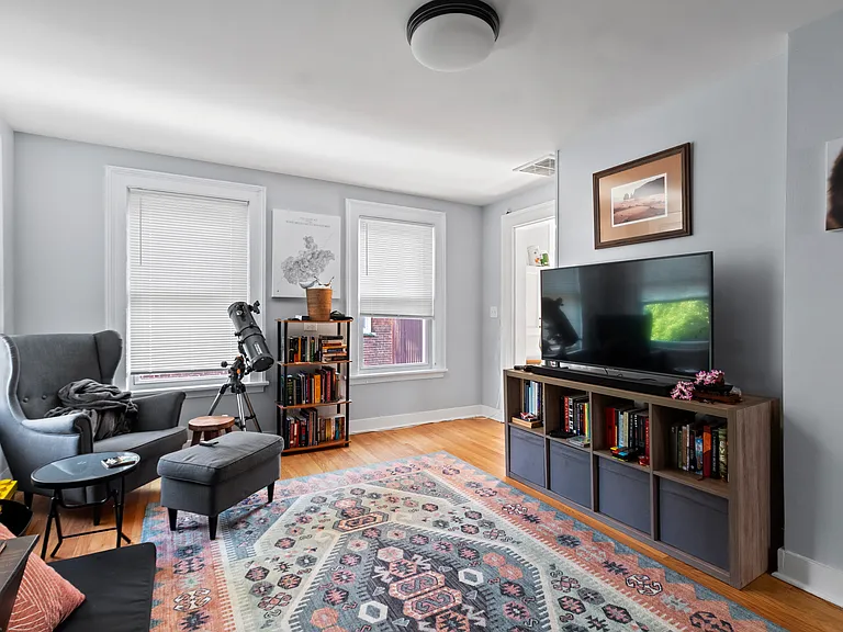 20 Pearl St #2 — Photo 1