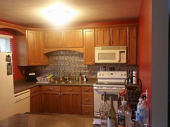 4th image of 774 Hinton Pl