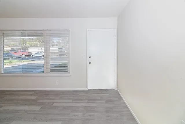 3985 Stanton St — Photo 5