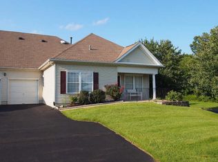 86 Avenrowe Ct, Fairless Hills, PA 19030