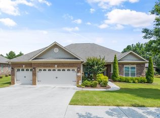 7523 Hadleigh Crst, Owens Cross Roads, AL 35763