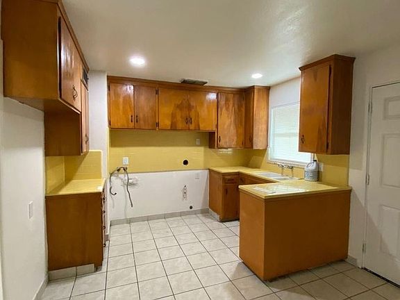 2nd image of 2046 N 1st St #5274880