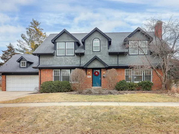 4841 Prospect Ave, Downers Grove, IL 60515
