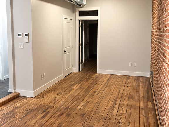 3rd image of 6564 Myrtle Ave #3N