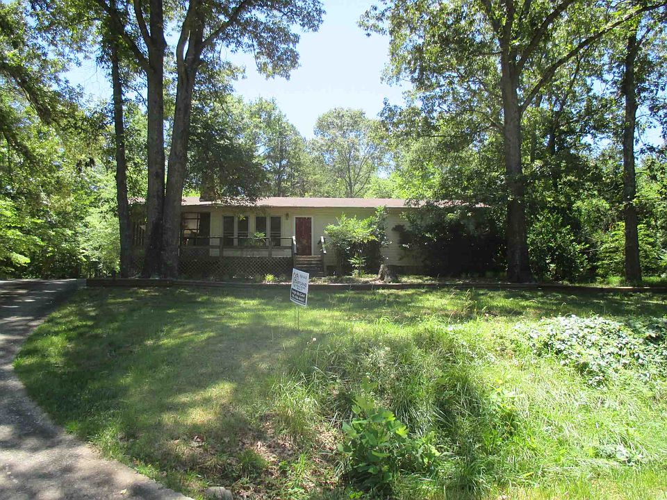 1st image of 575 Lake Club Cir