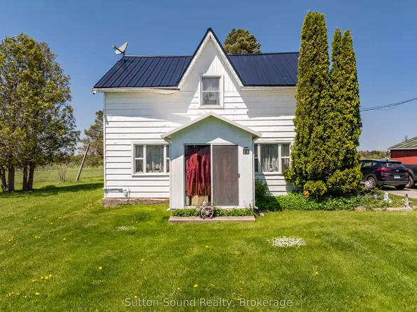 40 Elm St, South Bruce Peninsula, ON N0H 2T0